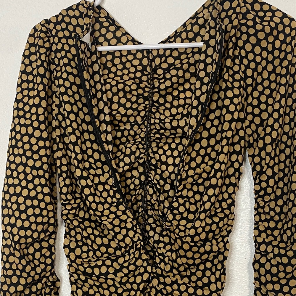Banana Republic Black and Tan Patterned Blouse - Picture 6 of 16